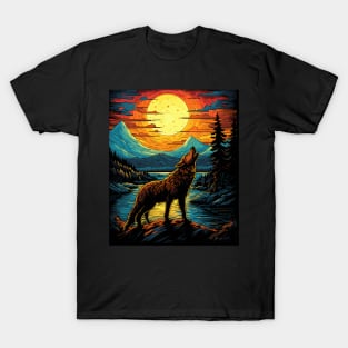 wolf howling at moon T-Shirt